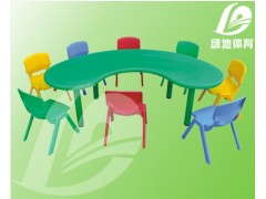 超豪华型幼儿圆塑料桌椅图2