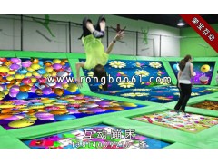儿童乐园蓝色蹦床设备图2
