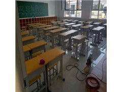 做到真正符合学生使用的校用课桌椅图3